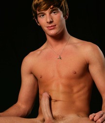 Model: Brent Corrigan 5ddd5346ea43c.jpg