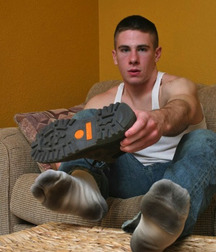 Sweaty socks 5ddecf1fb6364.jpg