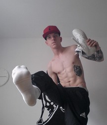 Sweaty socks 5ddecf77e5203.jpg