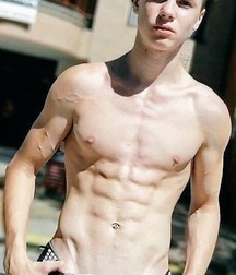Sixpack boys 5dded08722975.jpg