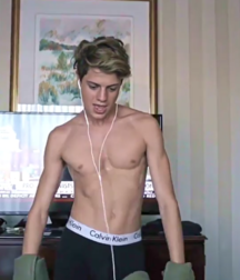 Amazing twinks 5 5de003b7eed73.png