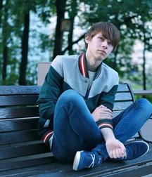 Boys in skinny jeans 5de038d9c001a.jpg