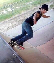 Boys in skinny jeans 5de03900238b4.jpg