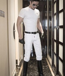 Lovin guys in boots 2 5de06d0741d54.jpg