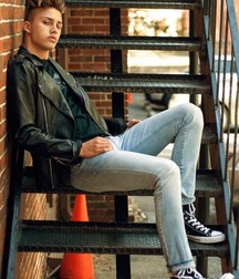 Lovely boy beauties 2 5de139129c558.jpg