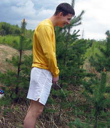 Boys taking a leak 7 5de13edc6c517.jpg