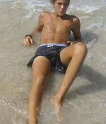 Amazing twink bodies 5de15dd9a1155.jpg