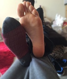 Sneaker sox and barefoot 5de3ceef90f11.jpg