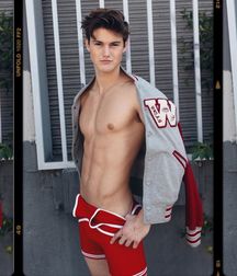 Beauties and athletes 5de3d22abc4ce.jpg