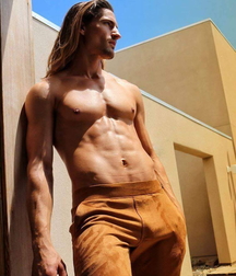 Sexy hunks and jocks 5de56547555c7.jpg