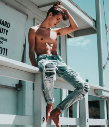 Barefoot beach boys 5de654a55772d.png