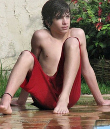 Barefoot beach boys 5de654c8ed0ae.jpg