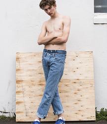 Skater boys 5de65cbc83231.jpg