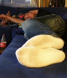 Worship skater feet 5de661eb271f0.jpg