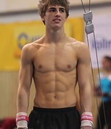 Twinks 216 5de6ad7e176cc.jpg