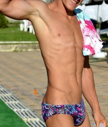 Swimwear and undies 5dea5e65e0054.jpg
