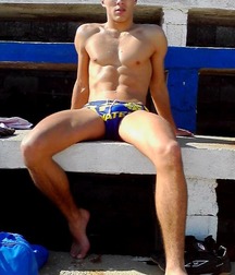 Swimwear and undies 5dea5eaa9da34.jpg