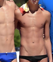 Swimwear and undies 5dea5eac72b79.jpg