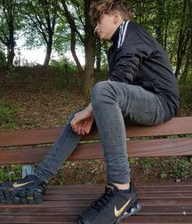 Sneaker cuties 5dea83c2e9bdf.jpg