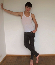 Barefoot boys 17 5deac3d305277.jpg
