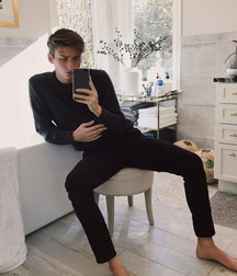 Barefoot boys 17 5deac3d4f2f26.jpg