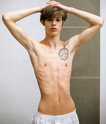 Slim beauties 5debbc875d79a.jpg