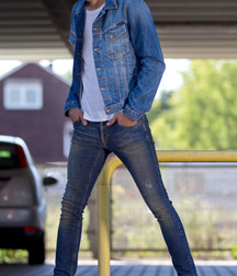 Skinny jeans 3 5ded4e00c4199.jpg
