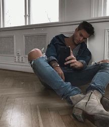 Skinny jeans 3 5ded4e2849689.jpg