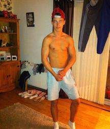 Tops and Alphas 5defcb5ab652a.jpg