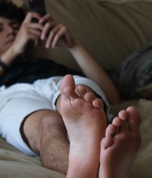 Smooth boy feet 5df16ad8b5e7a.jpg