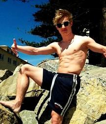 Muscle and sports boys 5df25196d24c7.jpg