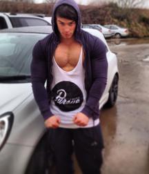 Muscle and sports boys 5df2519aeebd3.jpg