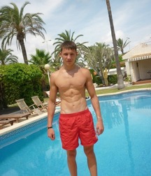 Muscle and sports boys 5df251a61d7e7.jpg