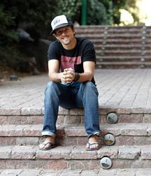 Flip flop guys 5df3b55610b5d.jpg