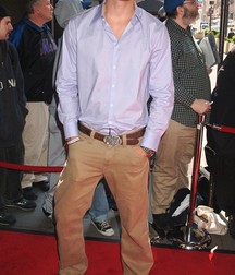 Flip flop guys 5df3b57fdde78.jpg