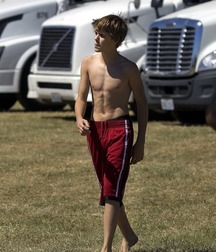 Twink beauties need it 5df51bea7e2f2.jpg