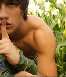 Twink beauties need it 5df51c414f2a1.jpg