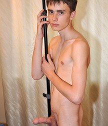 Twinks and hotties 11 5df524cea3d66.jpg