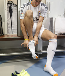 Guys sweaty socks 5df65991cedf5.jpg