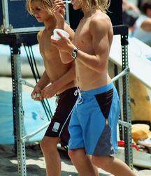 New boys in the city 5df660fba67ae.jpg