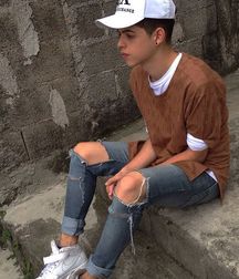 New boys in the city 5df6611f4d9db.jpg