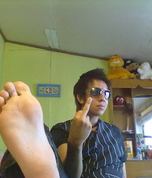 Boyfeet needs service 5df682129e8d2.jpg