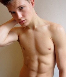 Amazing boy bodies 5df7cda8f2259.jpg
