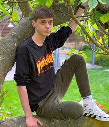 Sneaker boys 14 5df7dd0f08c1e.jpg