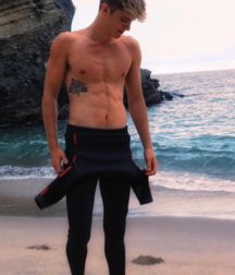Blonde hotties 4 5df870f82038d.png