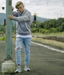 Jeans boys 10 5df9a952e67fb.jpg