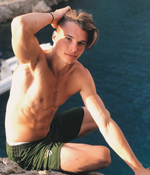 Twinks 222