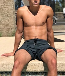 Twinks 222 5dfaafae31c76.jpg