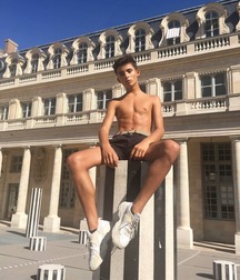 Summertime twinks 5dfacfb043bcb.jpg