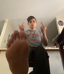 Worship the boys 5 5dfe6e540d13c.jpg